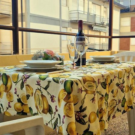 Summer Apartment ヴィアレッジョ エクステリア 写真